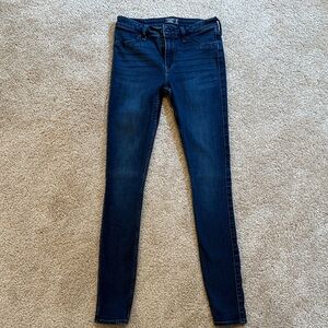 Abercrombie Women's Dark Blue Skinny Jeans